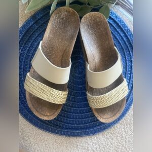 Women's Cushion Vista Hi Slip-On Platform Slide Sandals